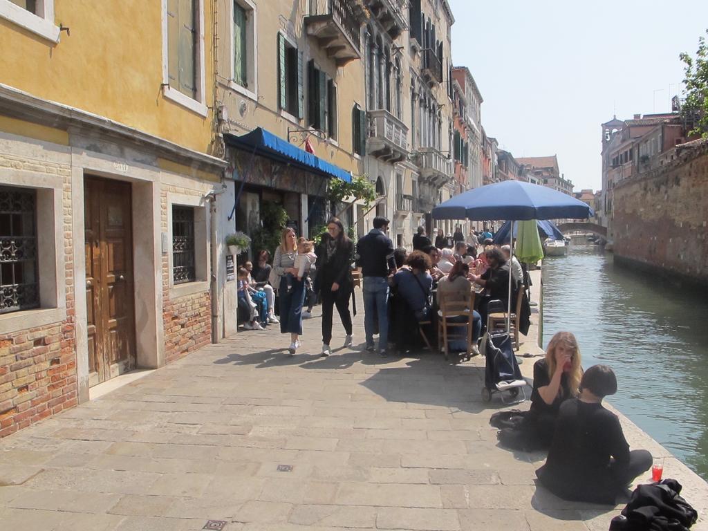 Casa Di Primavera Veneza Exterior foto